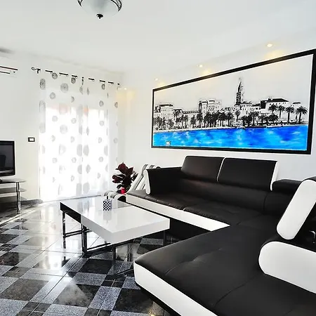 Penthouse Maric *